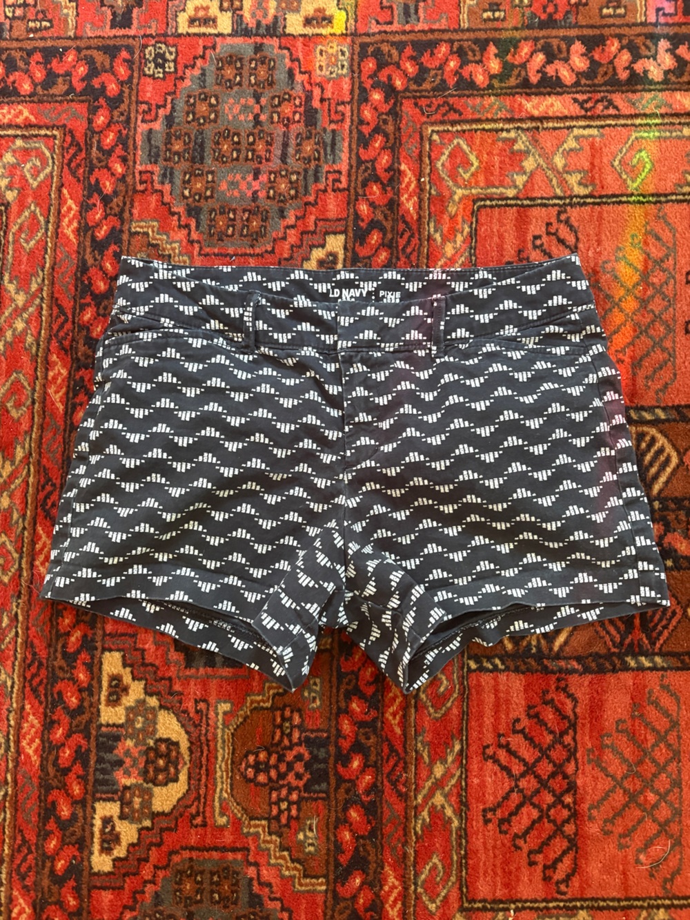 Old Navy Black and White Wave-Pattern Shorts